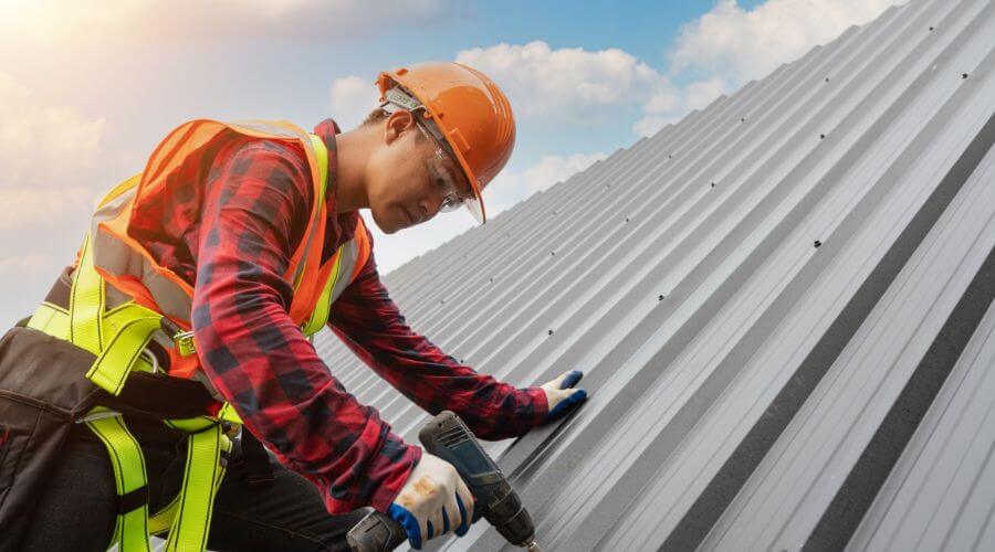 Professional Emergency Roof Repairs services in Albion, ME